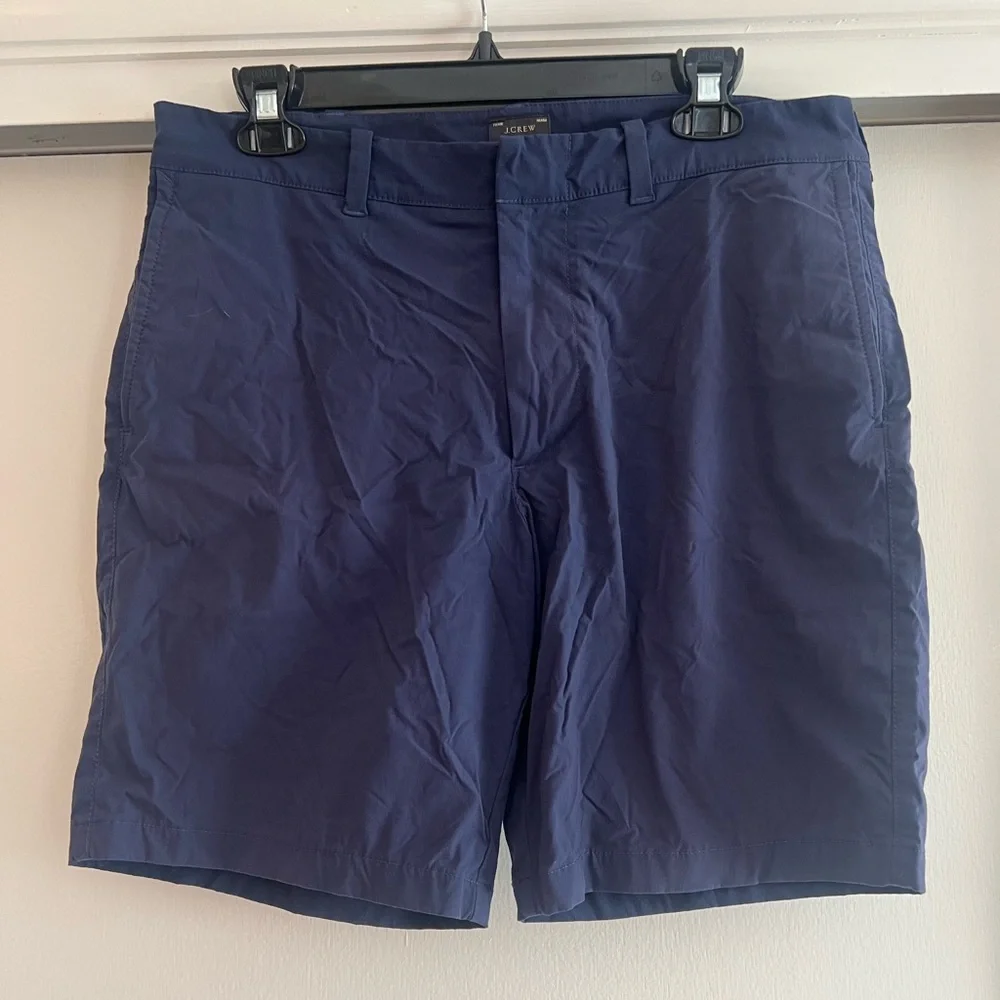 J. Crew Men’s Stretch Tech Shorts Navy Blue Zip Pockets Sz. 33” Waist 9” Inseam